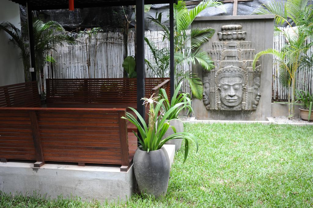 The City Premium Guesthouse Siem Reap Extérieur photo