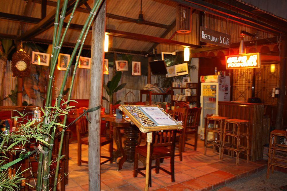 The City Premium Guesthouse Siem Reap Extérieur photo